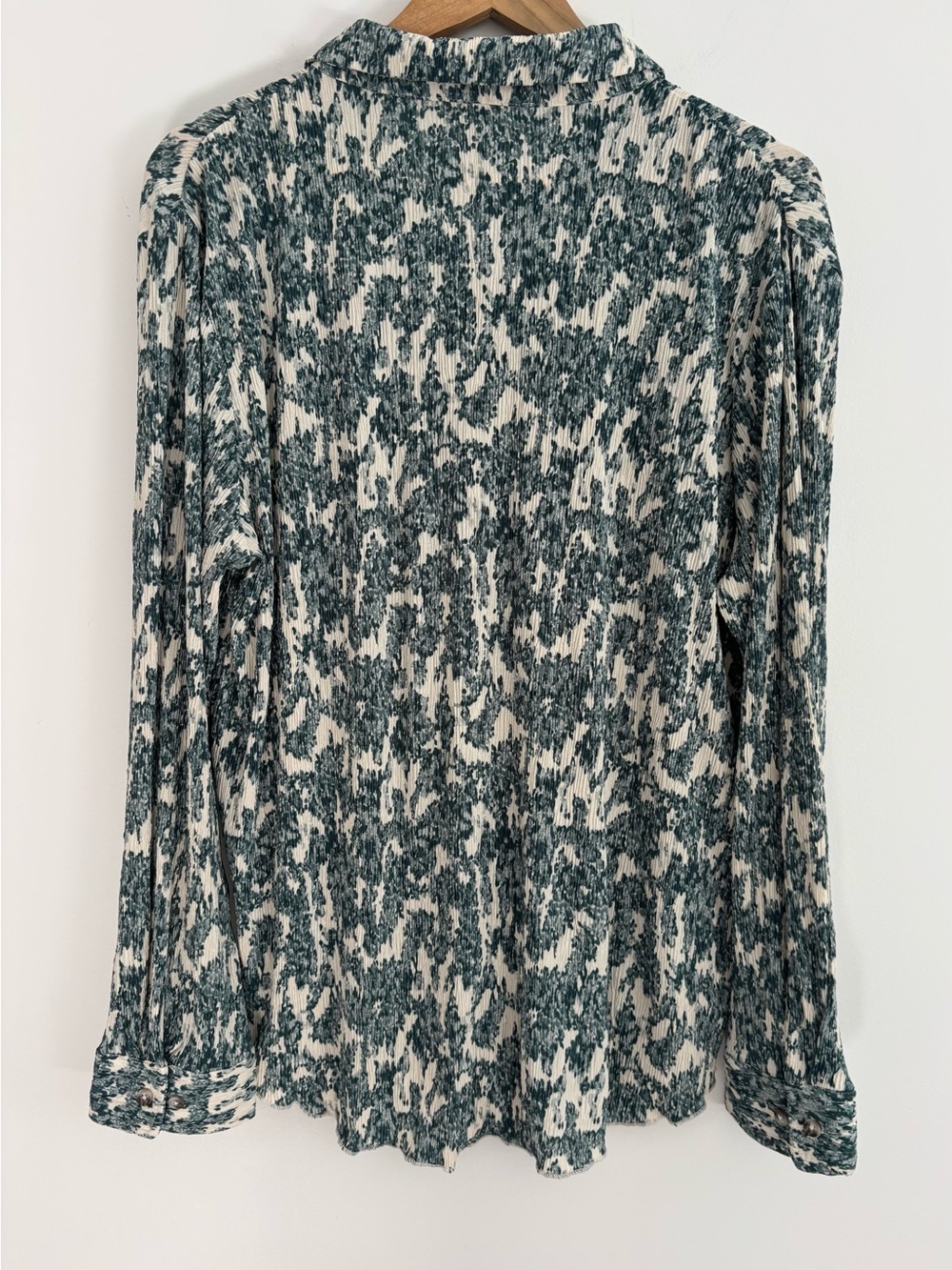 Gentle Fawn Luxury Coastal Chic Plissé Set | New, XL/L - Picture 6 of 15